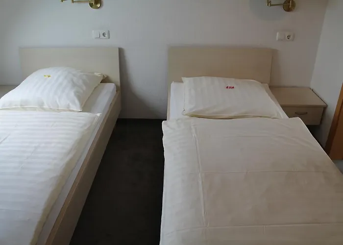 Zur Alten Eiche 3* Hamburg